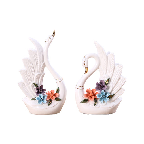 Ceramic Swan Figurine – Modern European-Style Home Decor Artcraft for Living Room | Creative Wedding Gift Display